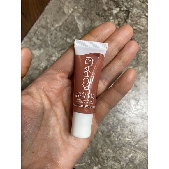Kopari Lip Glossy Beachy Peach .35oz New Lip Gloss - Picture 3 of 4